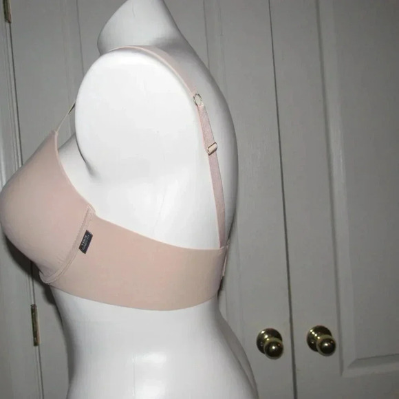 VINCE CAMUTO Tan Bra Size 38D - Picture 2 of 4